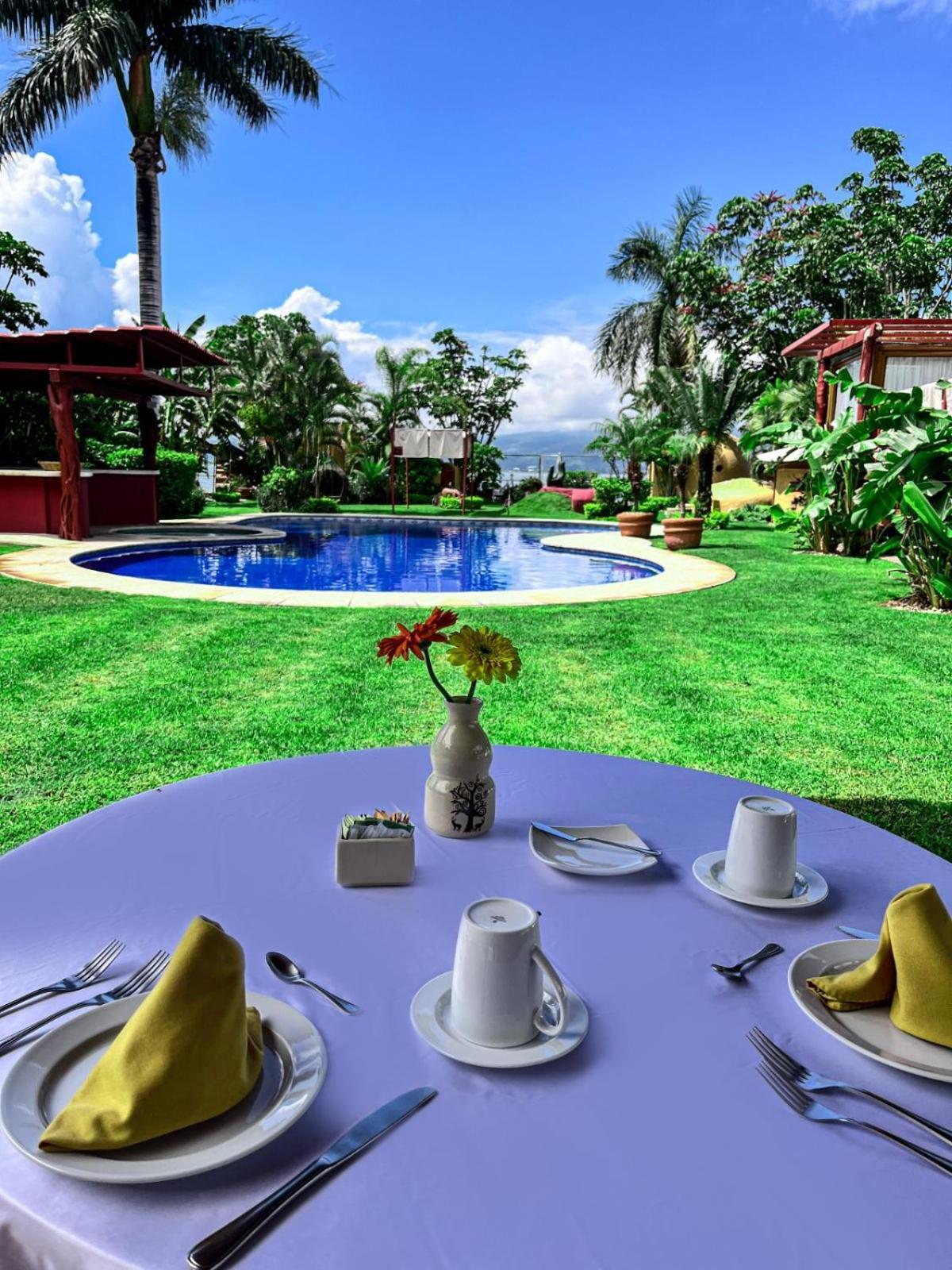 El Chante Spa Hotel Jocotepec Exterior photo